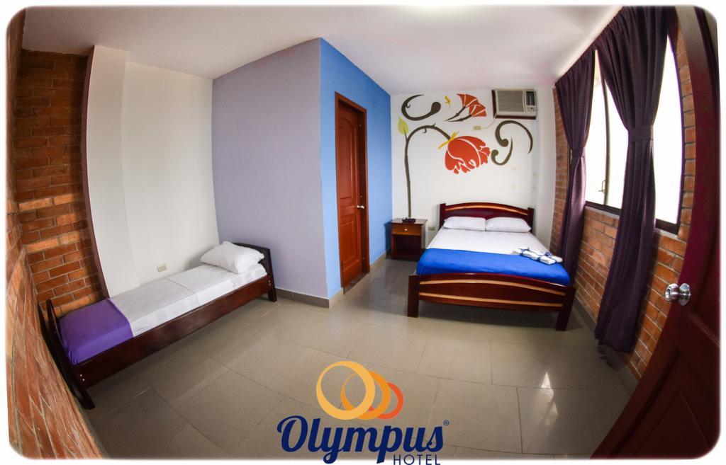 Hotel Olympus 몬따니따 객실 사진